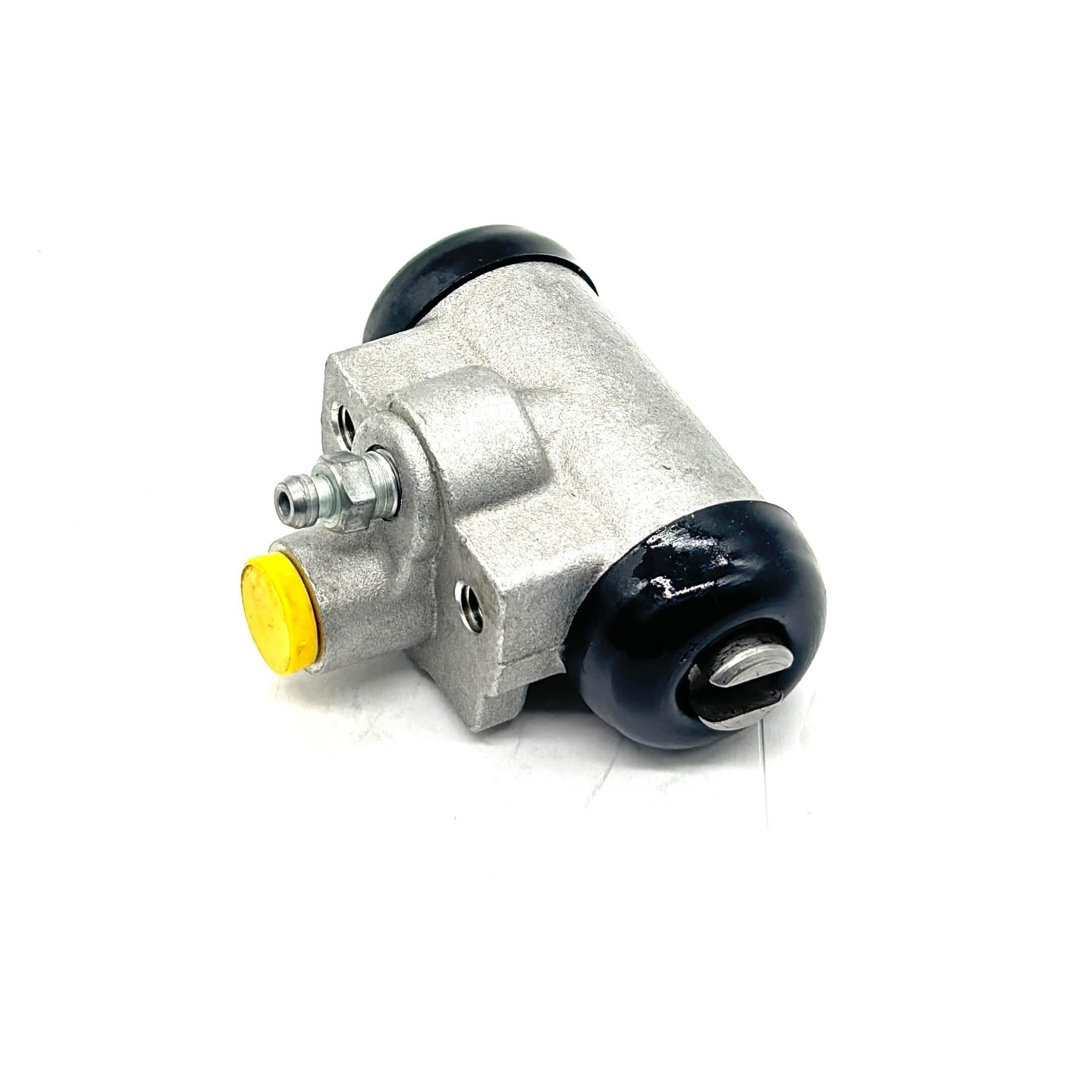 Rear Brake Drum Wheel Cylinder for Subaru Sambar Van KV3, KV4 Models 1990-1998, featuring a silver body with black and yellow accents.