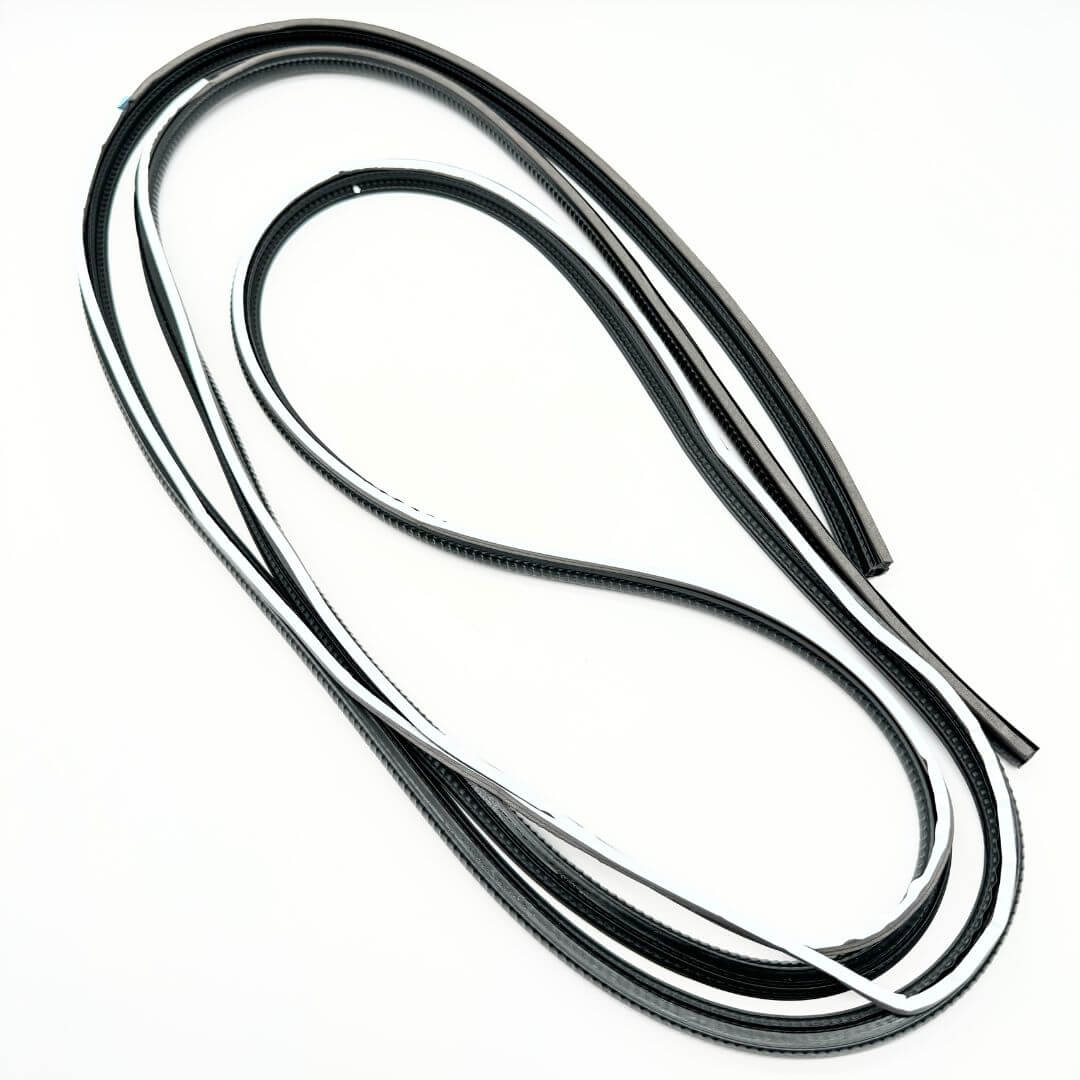 Black rubber windshield molding for Honda Acty Van HH3 and HH4 models (1990-1999) - A flexible, precision-engineered molding to ensure a tight seal, protecting your vehicle from the elements and enhancing its appearance.