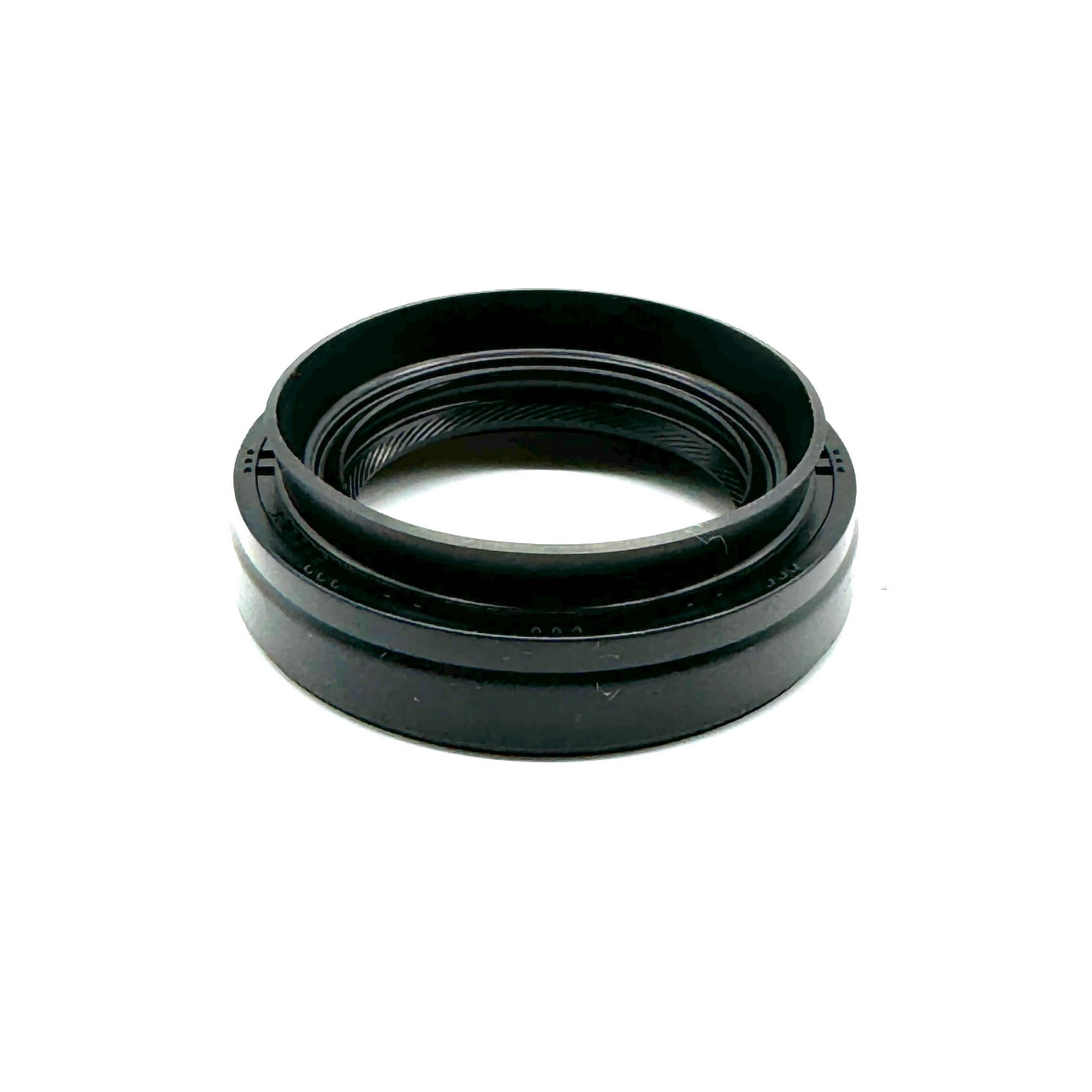 Front Differential Pinion Seal for Daihatsu Hijet 4WD models (1994-2020), featuring durable construction and OEM precision for leak prevention.