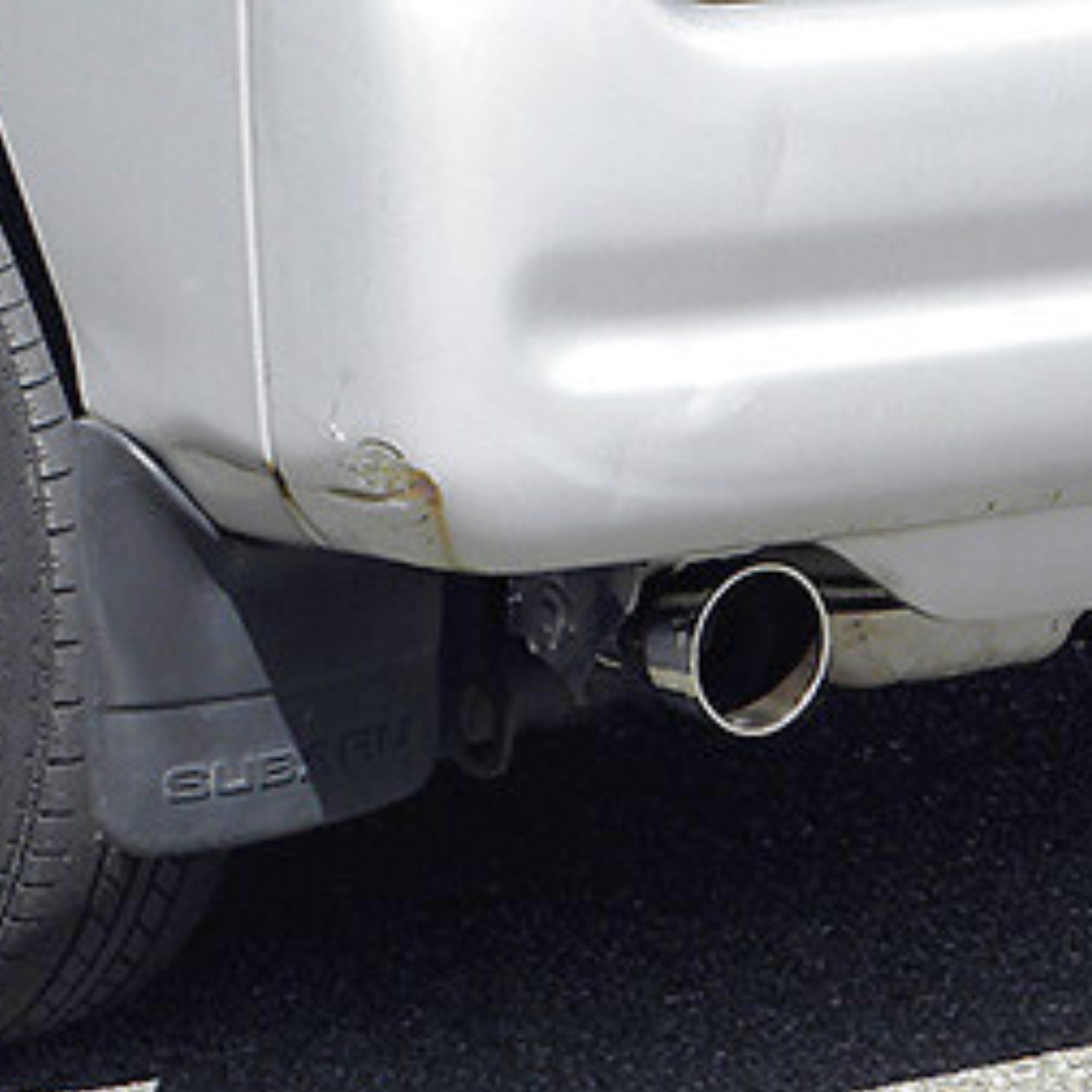 Subaru Sambar Van TV1, TV2 (1999-2012) aftermarket stainless-steel single-tip exhaust and muffler with polished mandrel-bent piping and OE-style rear bumper mount – Exhaust & Muffler collection.