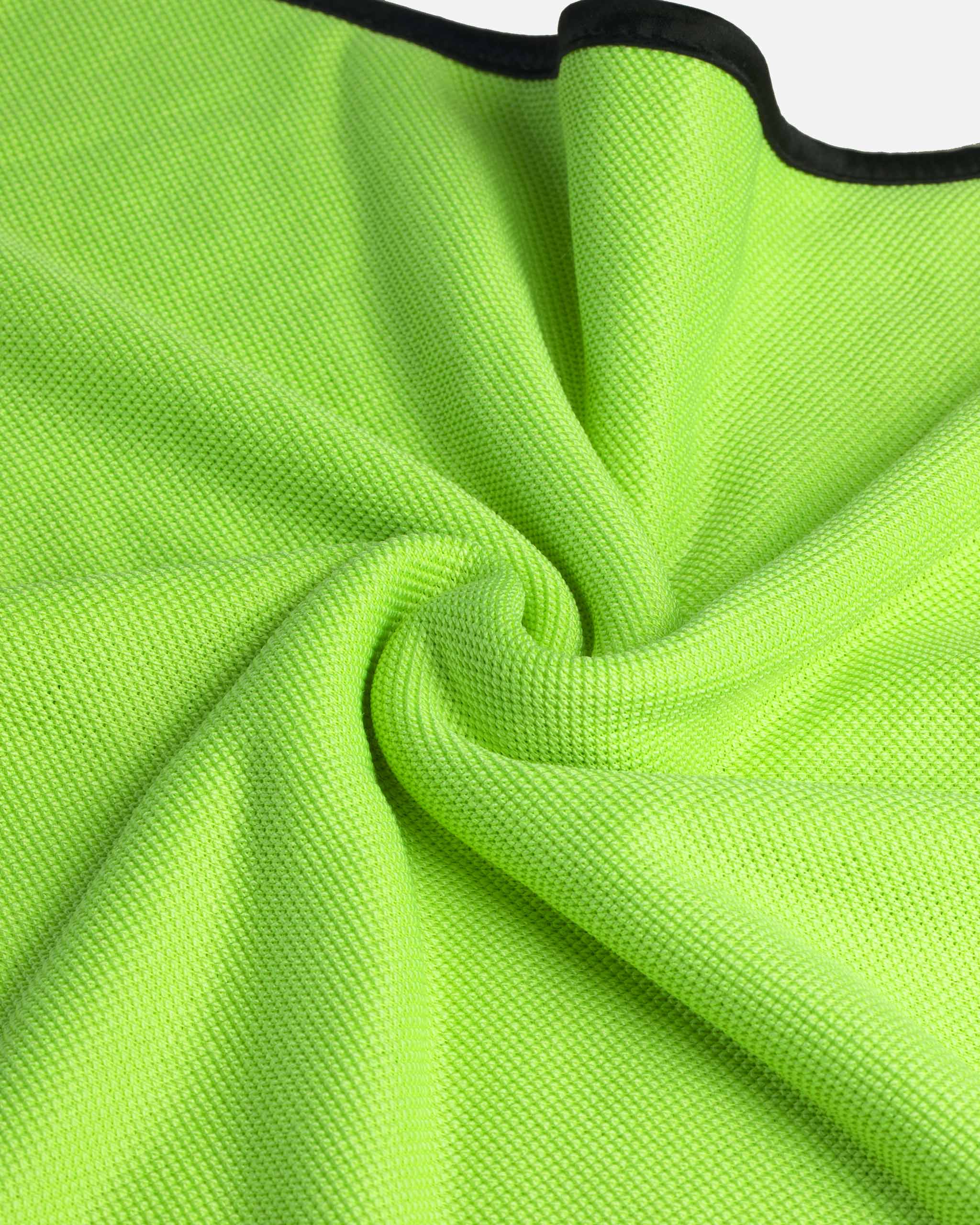 Best Car Window Cleaner microfiber towel swirl, emphasizing its plush texture for optimal absorption and a flawless, streak-free finish.