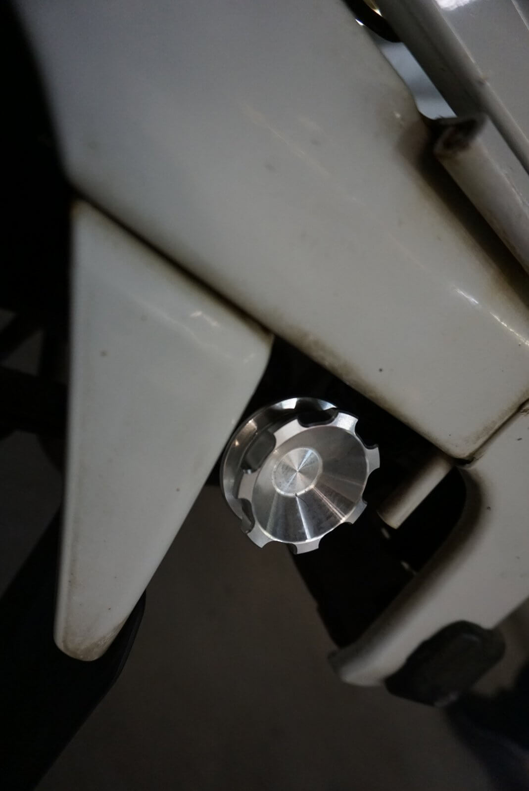 Installed stainless steel keyless oil cap on Honda Acty Truck highlighting the convenient upgrade for models HA1 through HA4 between 1980 and 1999.