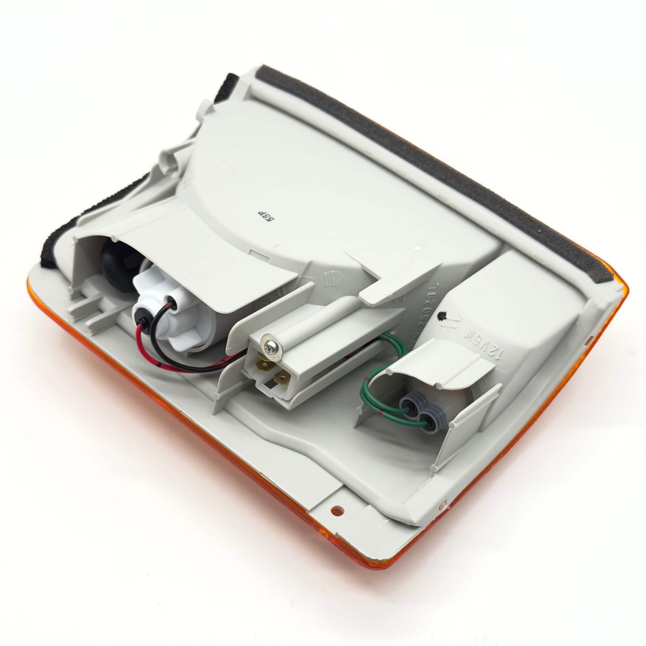 Front Turn Lamp Assembly for Subaru Sambar Wagon TW1, TW2 Models (1999-2012) featuring wiring and connector details on the left/passenger side.