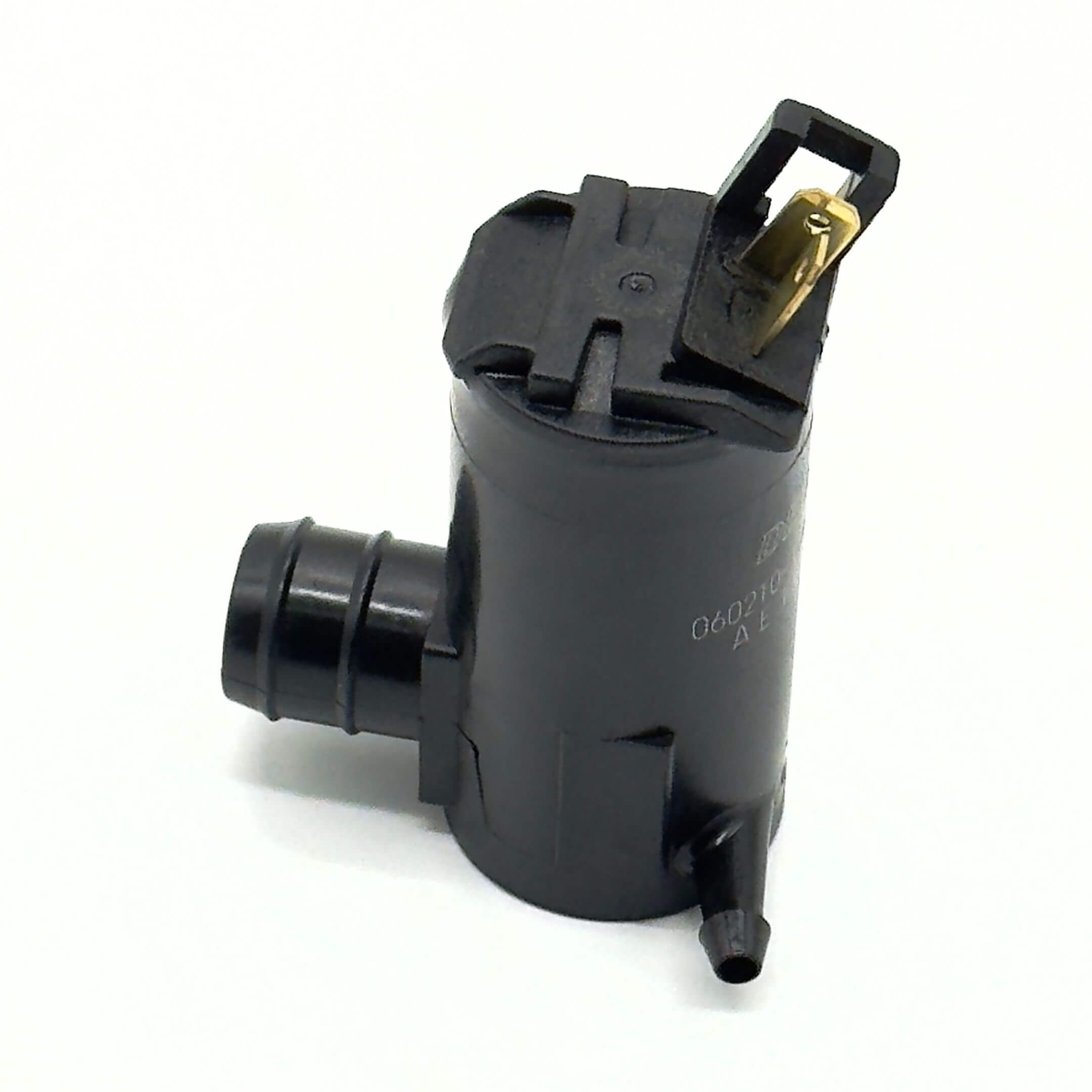 Windshield Washer Motor & Pump Assembly for Subaru Sambar Wagon TW1, TW2 Models (1999–2012) featuring OEM design and durable black casing.