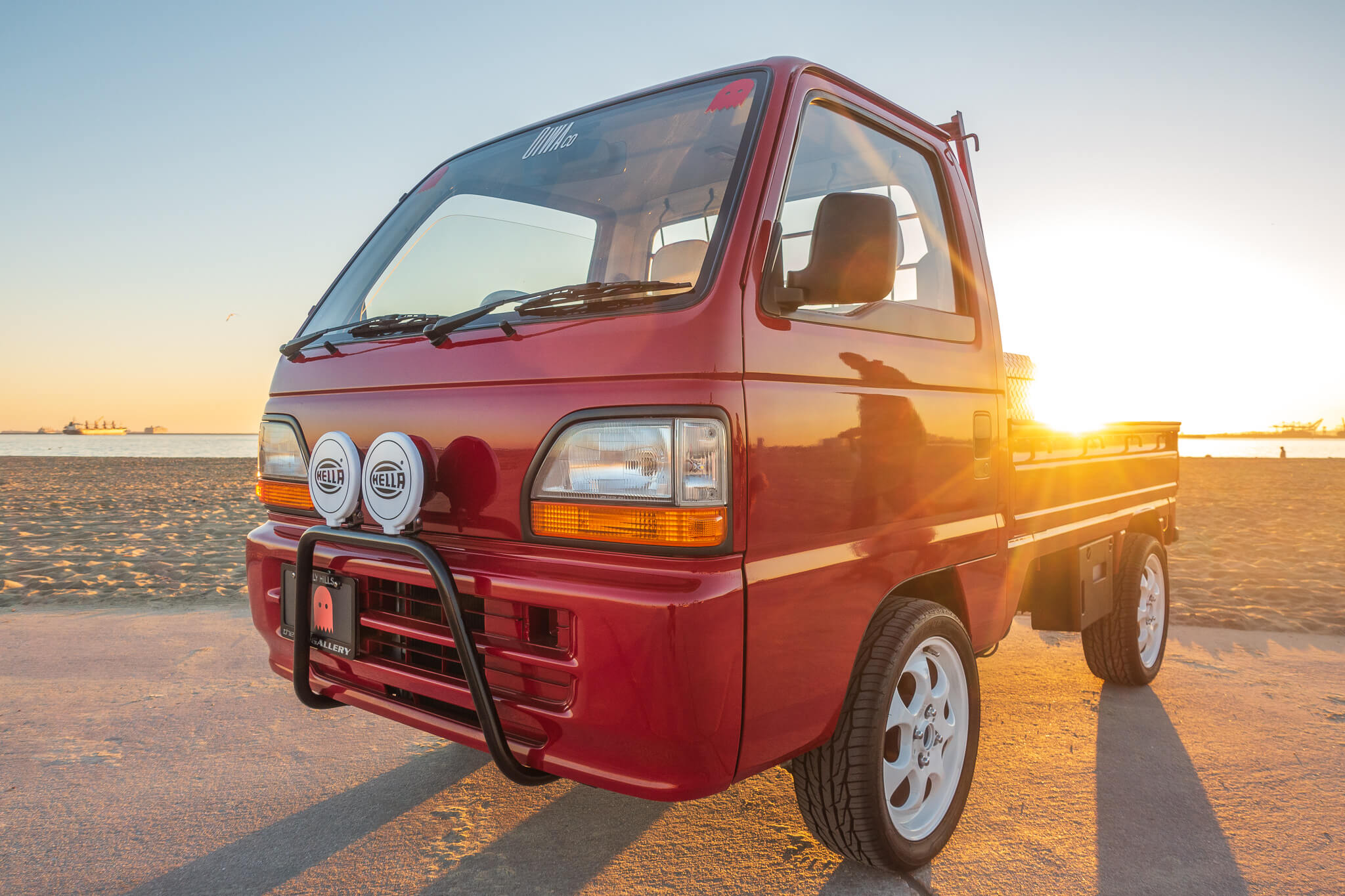 Honda Acty Van: A Quirky Adventure on Wheels