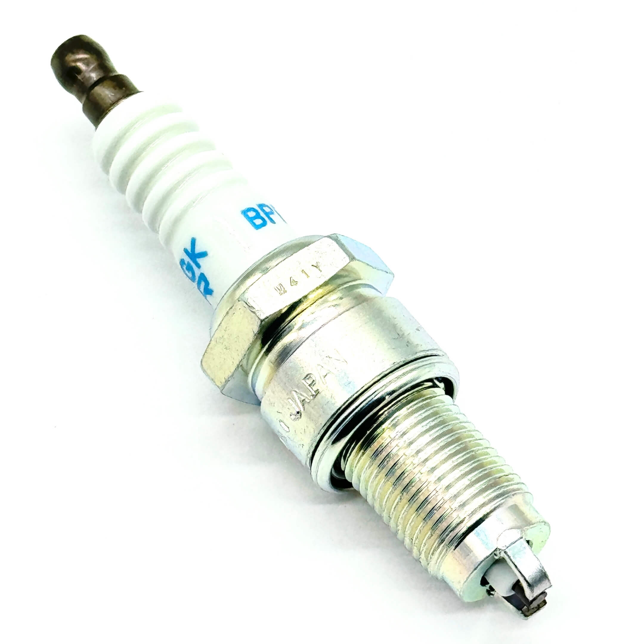 Individual spark plug for Daihatsu Hijet fuel-injected engines, featuring premium build for long-lasting performance and smooth starts.