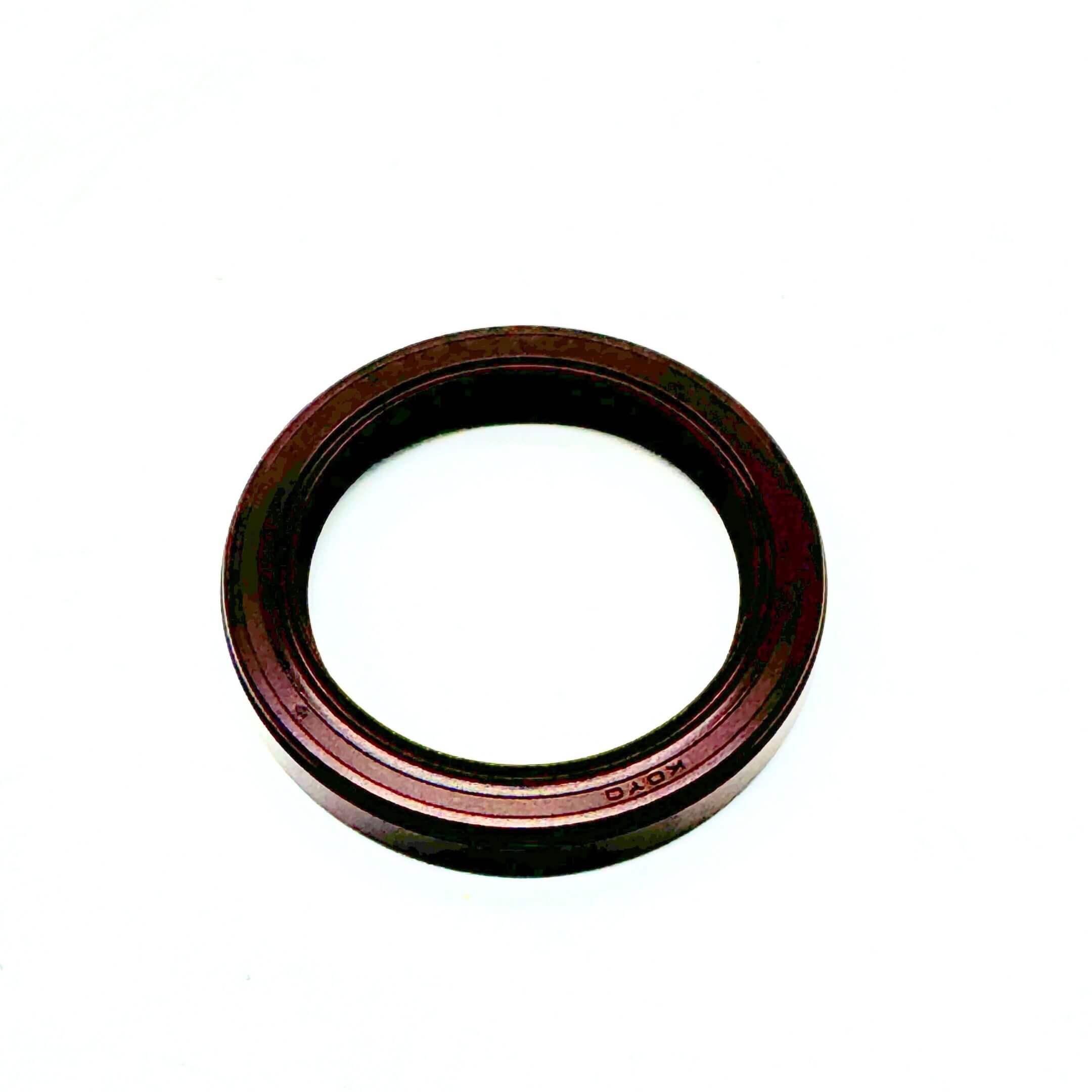 Top view of durable camshaft oil seal designed for Subaru Sambar mini trucks, ensuring leak-free performance.