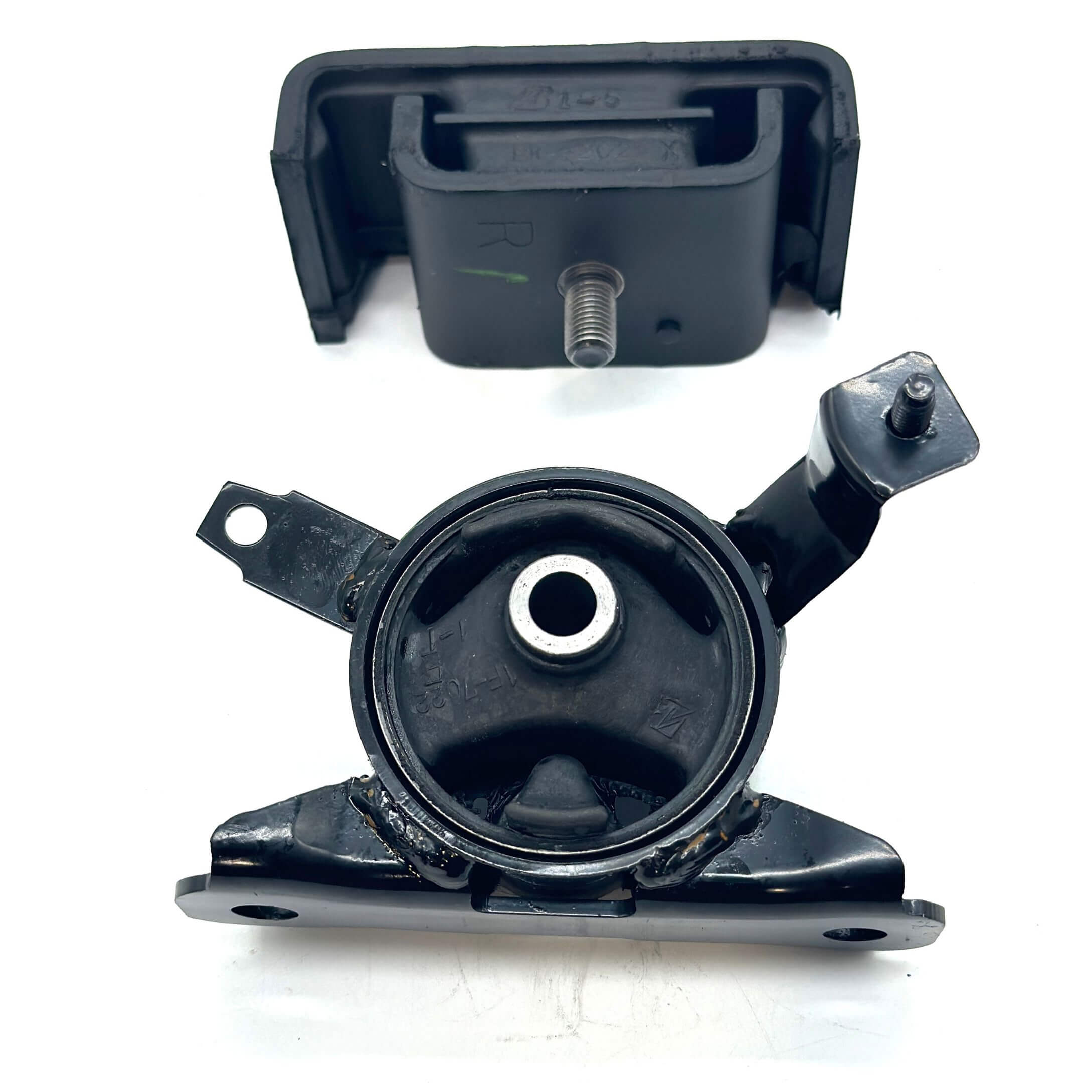 Close-up view of the Subaru Sambar right rear motor mount, offering durable engine support.