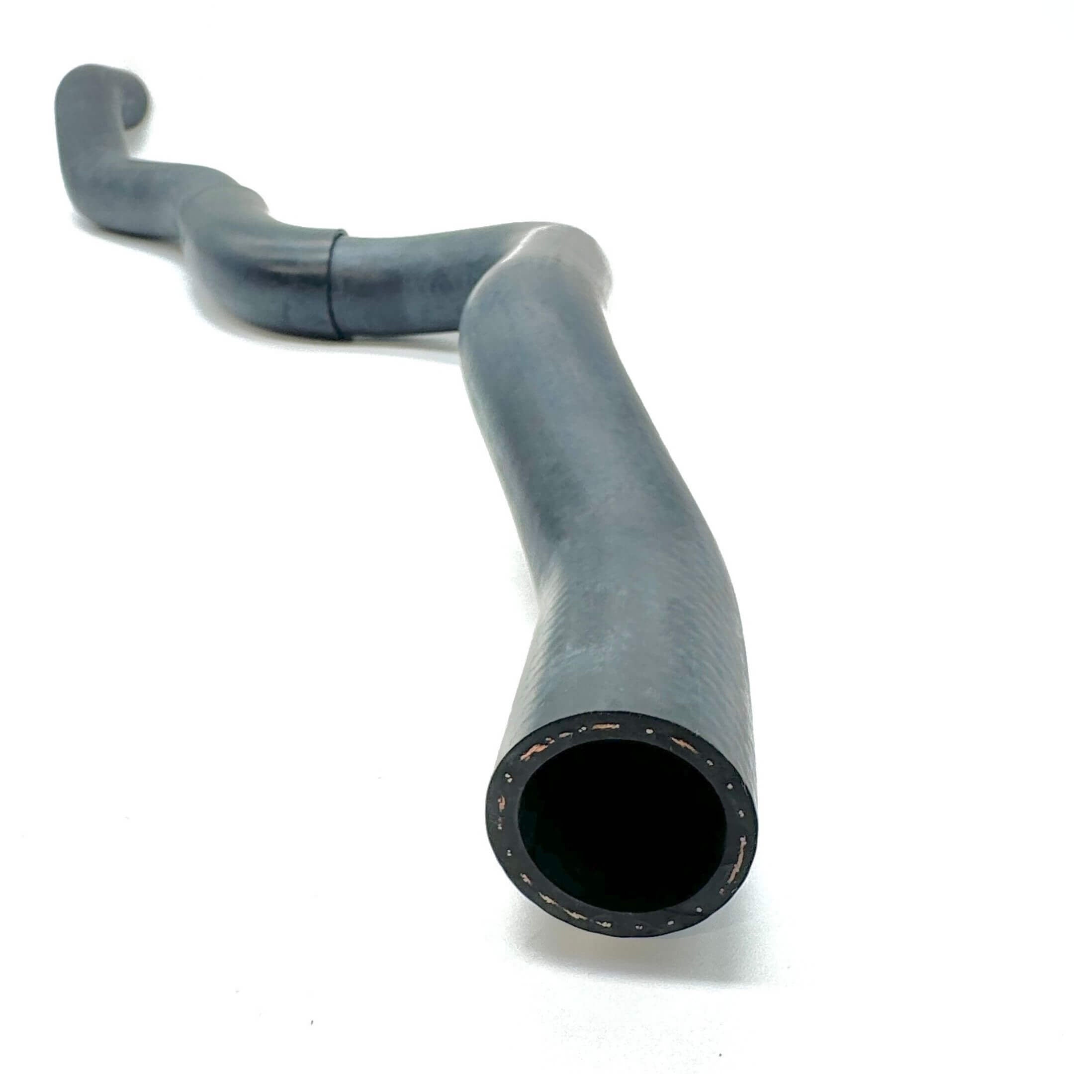 OEM Engine Outlet Hose for Subaru Sambar Trucks, Ensures Efficient Cooling System Performance