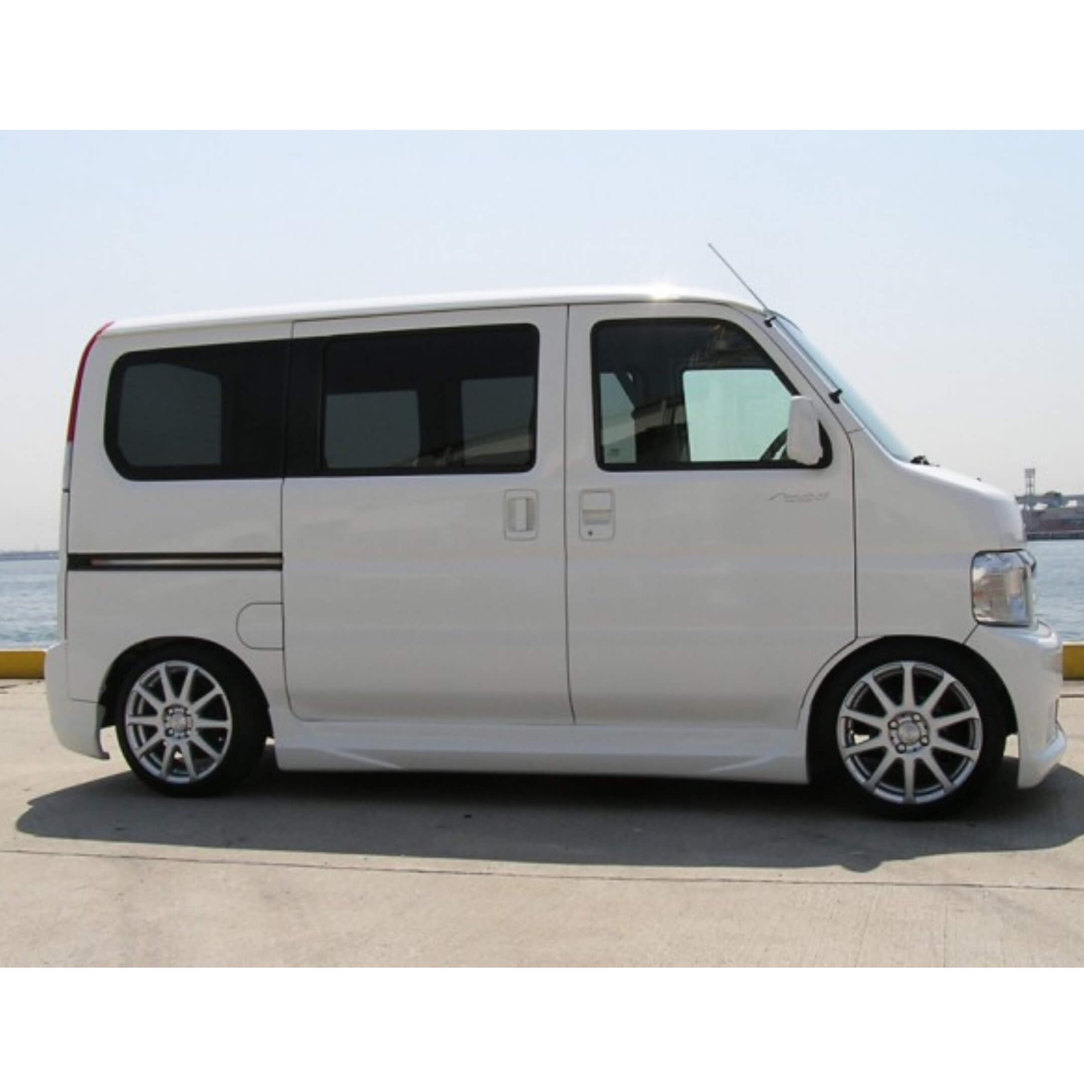 車のパーツ HONDA VAMOS Honda Vamos Body Kit - 3 Section Kit - HM1, HM2 Models - 1999-2018