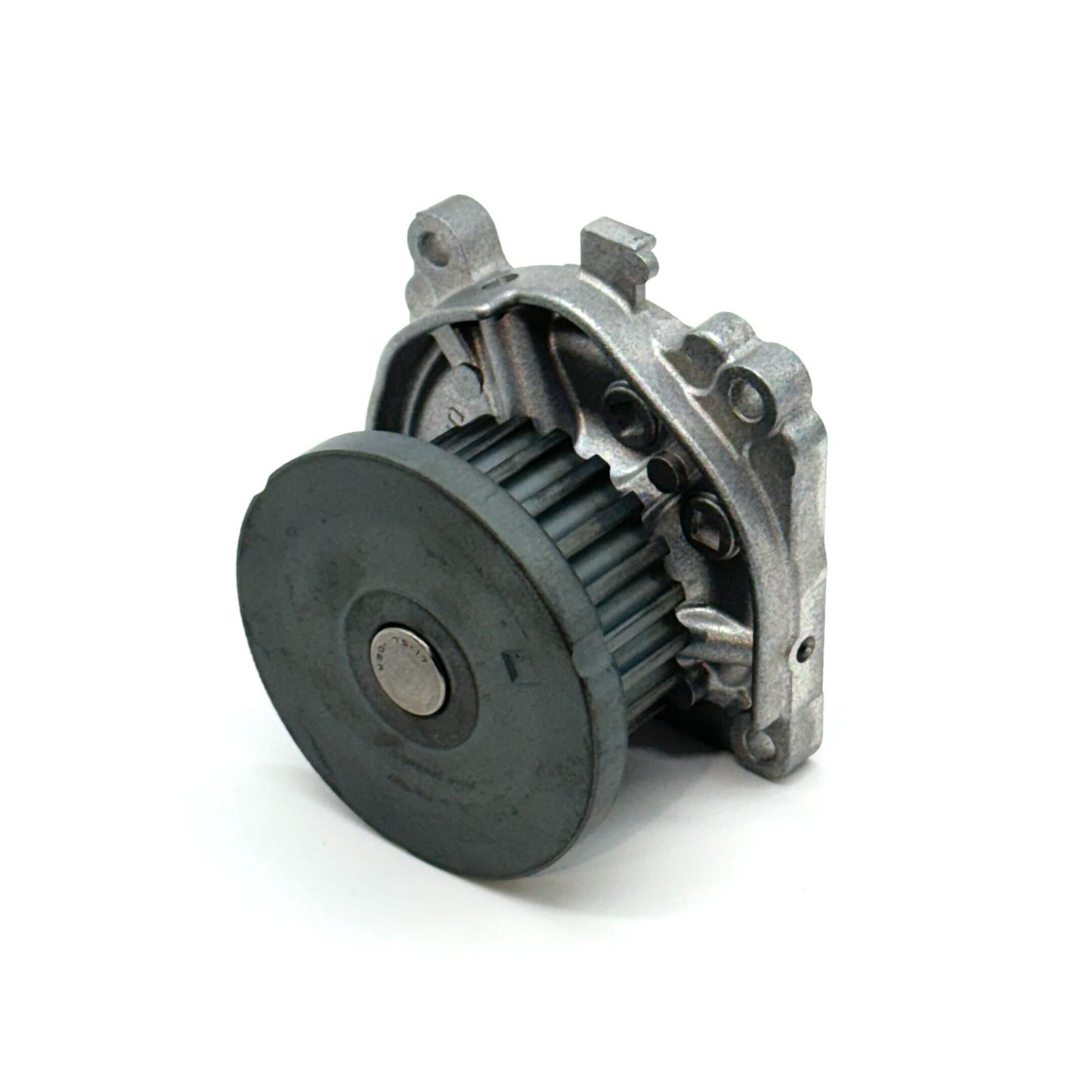 Honda Vamos Van water pump for HM1, HM2 models (1999-2018), featuring a durable metal construction with a black pulley.