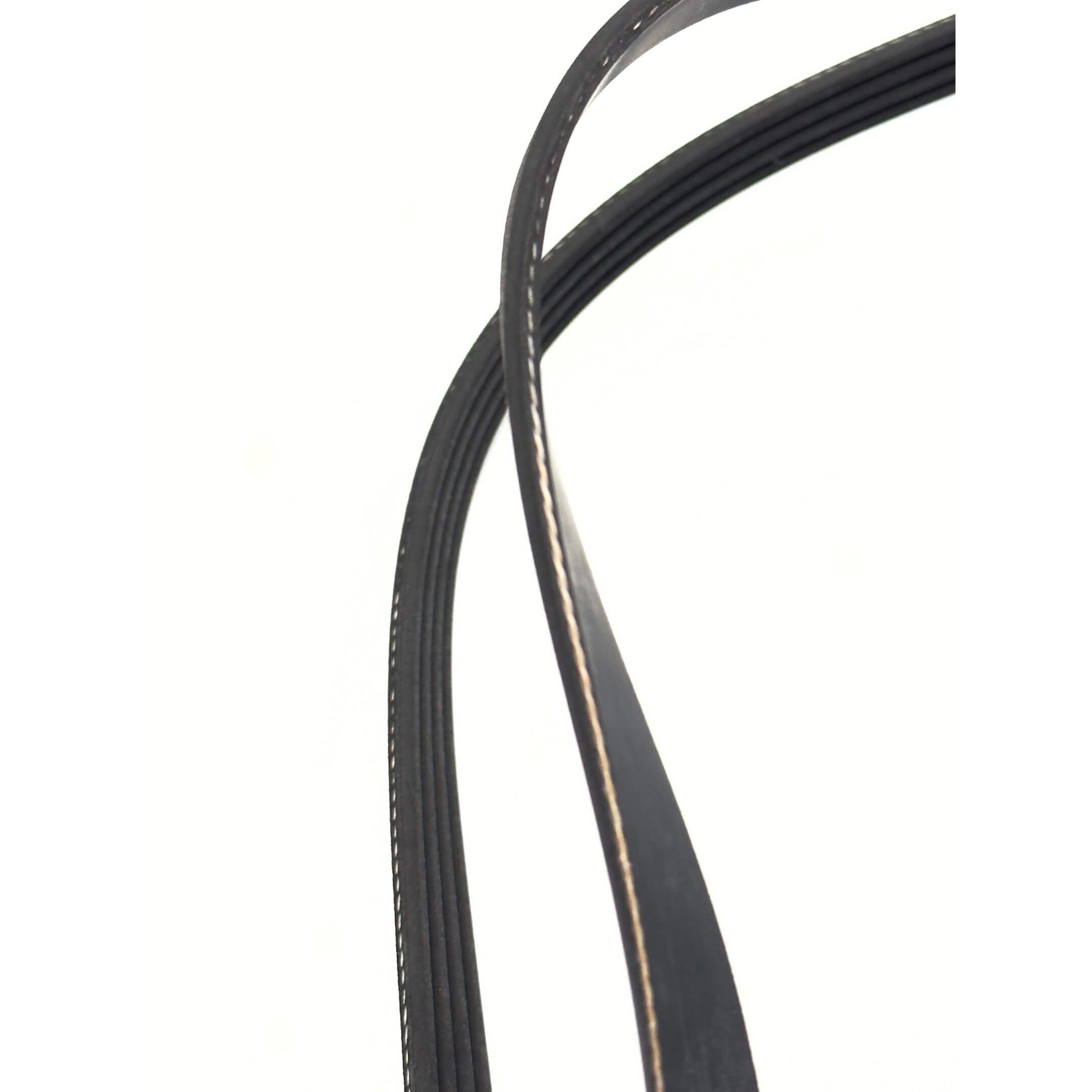 Close-up of Subaru Sambar alternator belt ribbed surface for TT1 TT2 supercharged models with AC, 2004–2010 fitment