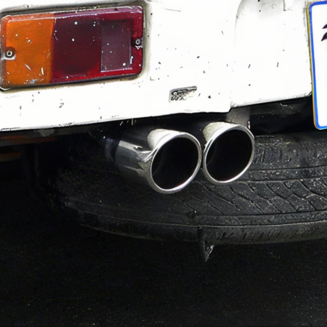 Daihatsu Hijet Truck S100P, S110P (1994–1998)  aftermarket stainless-steel dual-tip exhaust and muffler with polished mandrel-bent piping and OE-style rear bumper mount – Exhaust & Muffler collection.