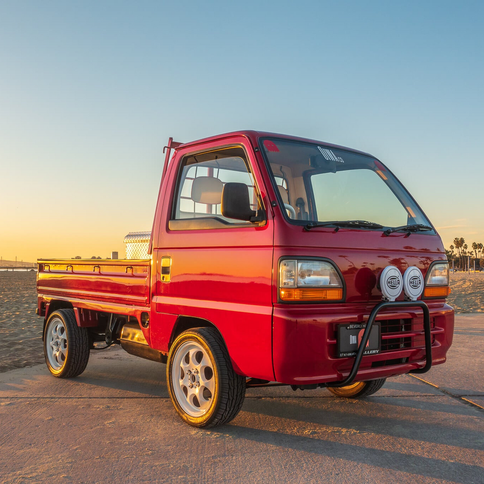 Red Honda Acty HA3 truck