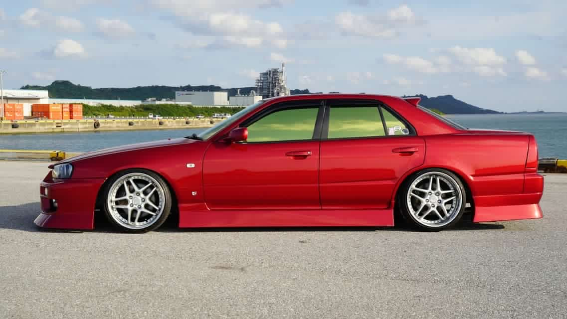 Omnique Phantom Gold Tint – 20% VLT, UV Protection, Reflective Gold