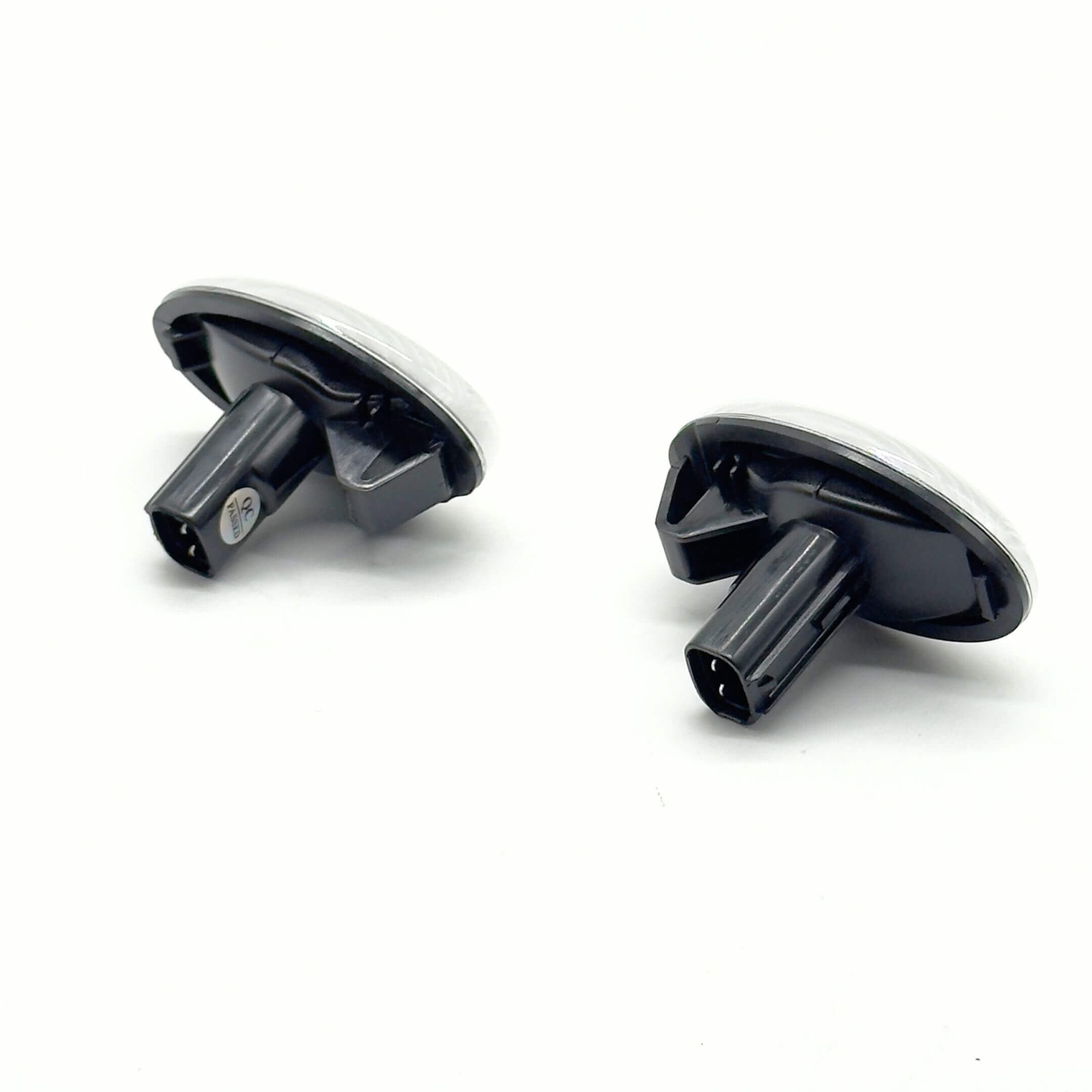 Flowing Turn Signals with Sequential LED Side Markers for Subaru Sambar Truck TT1, TT2 Models (2002-2012) featuring sleek design and OEM compatibility.