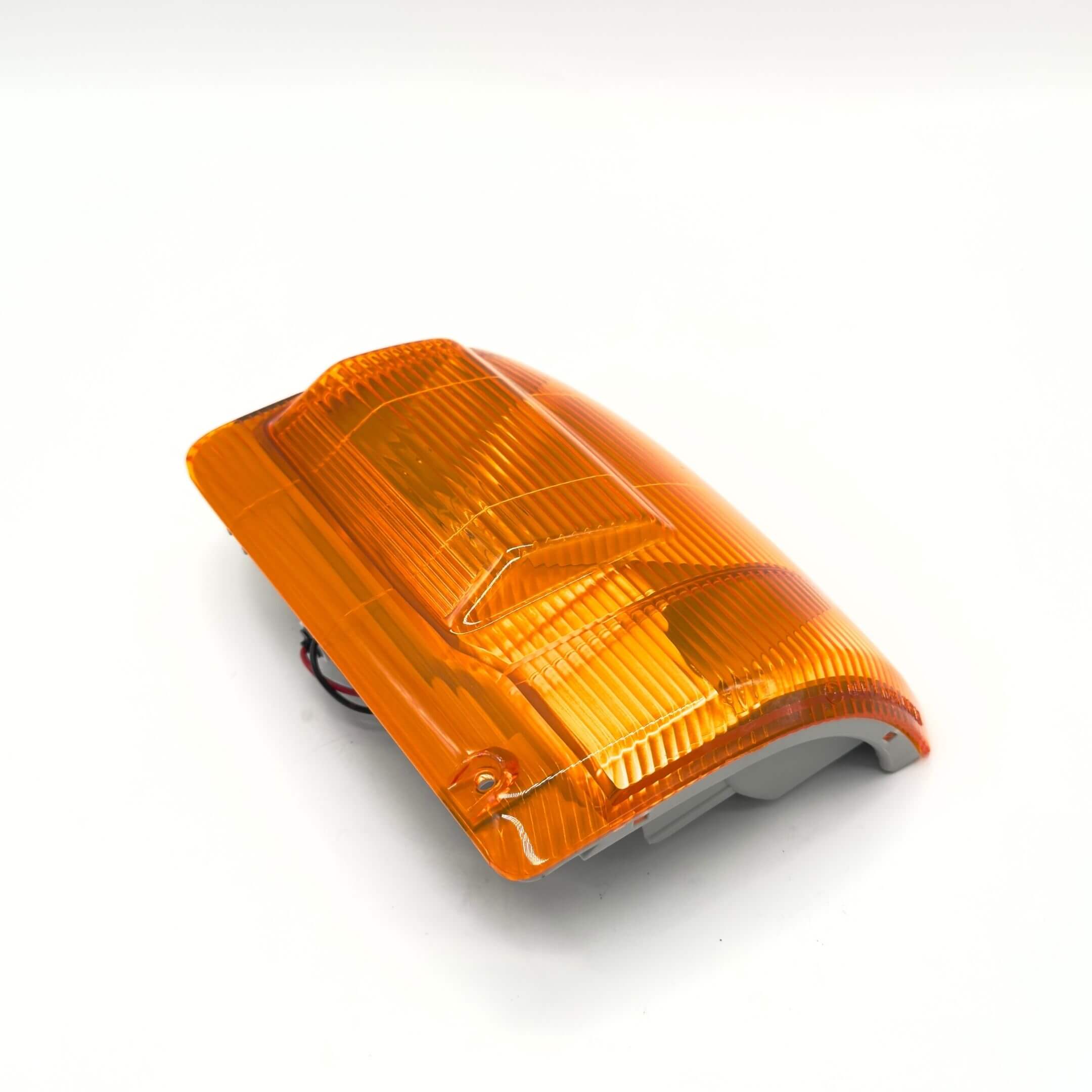 Front Turn Lamp Assembly - Right / Driver Side for Subaru Sambar Wagon TW1, TW2 Models (1999-2012) featuring an amber lens and wiring.